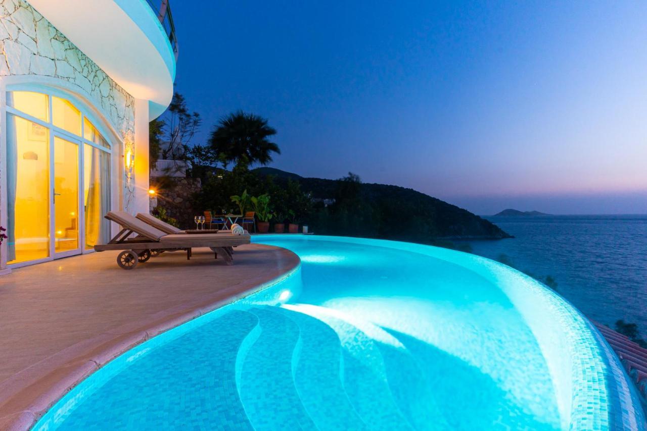 Hotel Villa Mahal Kalkan Esterno foto